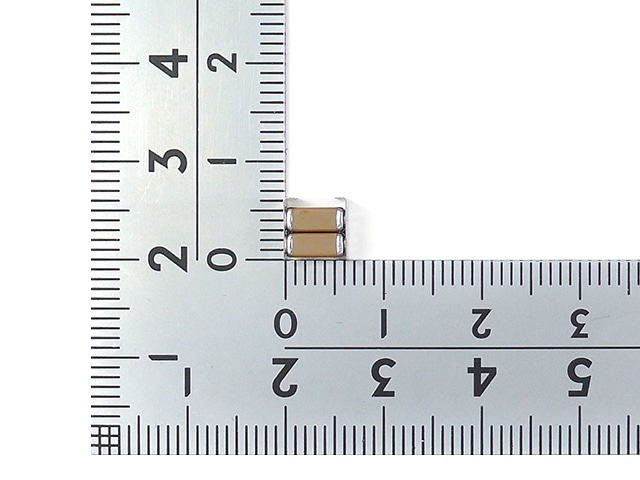 チップ積層セラミックコンデンサー 15μF100V X7R 6153: 受動部品