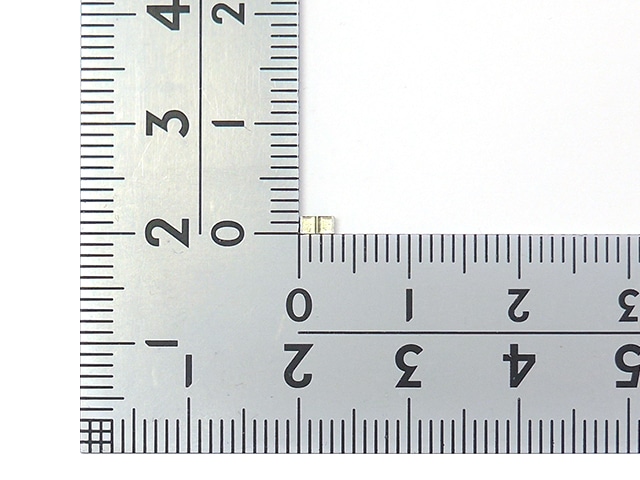 薄膜高分子積層コンデンサー(PMLCAP) 0.47μF35V 3216: 受動部品 秋月