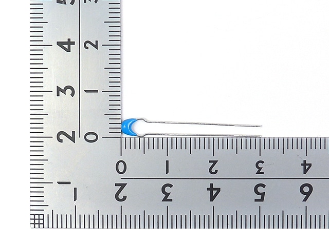 積層セラミックコンデンサー 470pF50V C0G 2.54mm: 受動部品 秋月電子
