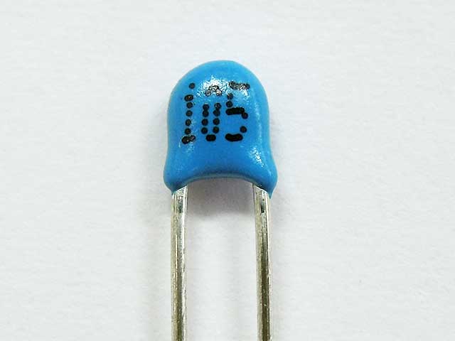 積層セラミックコンデンサー 1μF50V Y5V 2.54mm: 受動部品 秋月電子 