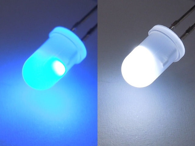 自己点滅LED 5mm 2色(青・白) 乳白色ボディ OSBWDS5A32A