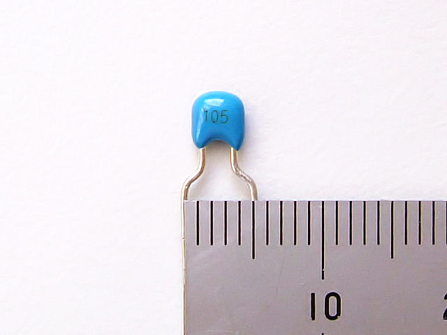 積層セラミックコンデンサー 1μF50V Y5V 5mm: 受動部品 秋月電子