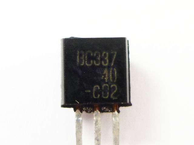 NPNトランジスタ BC337-40BU 45V800mA: 半導体 秋月電子通商-電子部品 