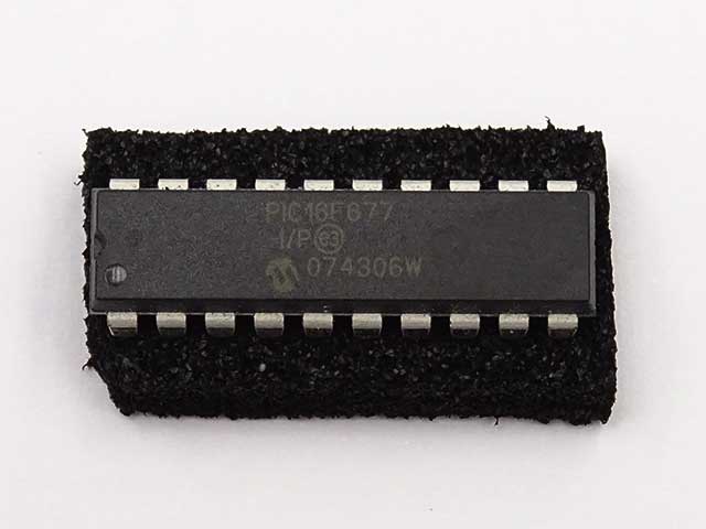 PICマイコン PIC16F677-I/P: 半導体 秋月電子通商-電子部品・ネット通販