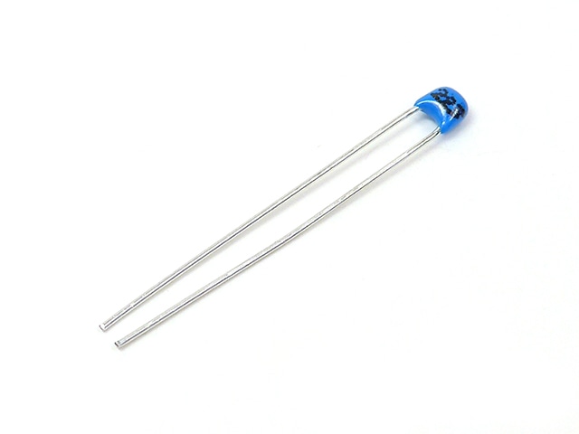 積層セラミックコンデンサー 0.022μF50V X7R 2.54mmピッチ: 受動
