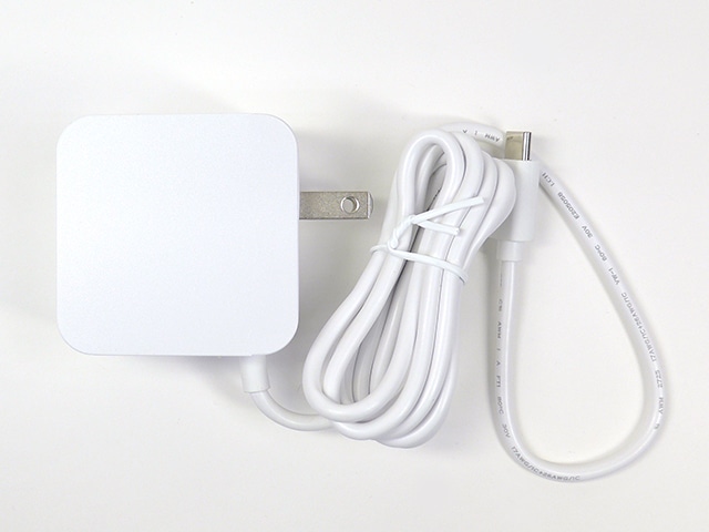 Raspberry Pi 公式ACアダプター(27W USB PD Type-C) 白: 電源