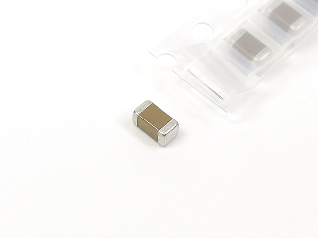 チップ積層セラミックコンデンサー 10μF35V X7R 3216: 受動部品