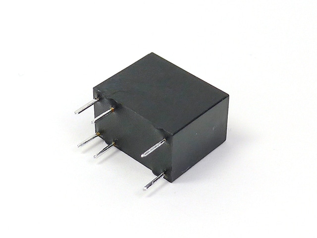 5V小型リレー 接点容量:2A HFD23/005-1ZS: 制御部品・駆動部品