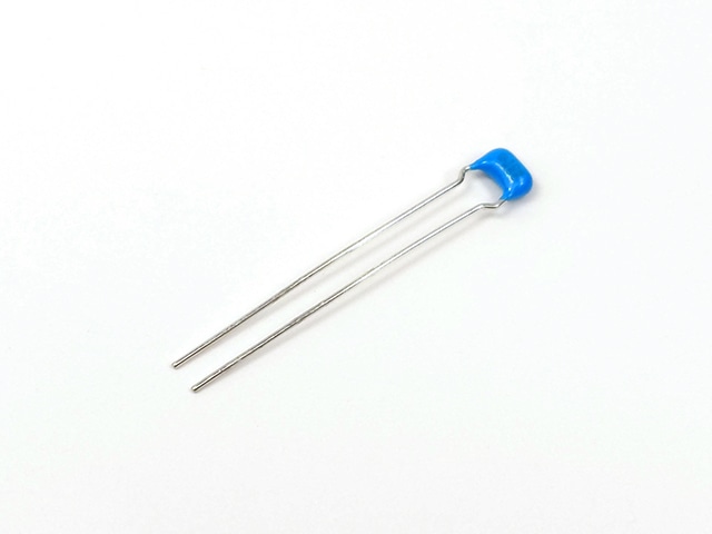 積層セラミックコンデンサー 1μF50V X7R 2.54mm: 受動部品 秋月電子